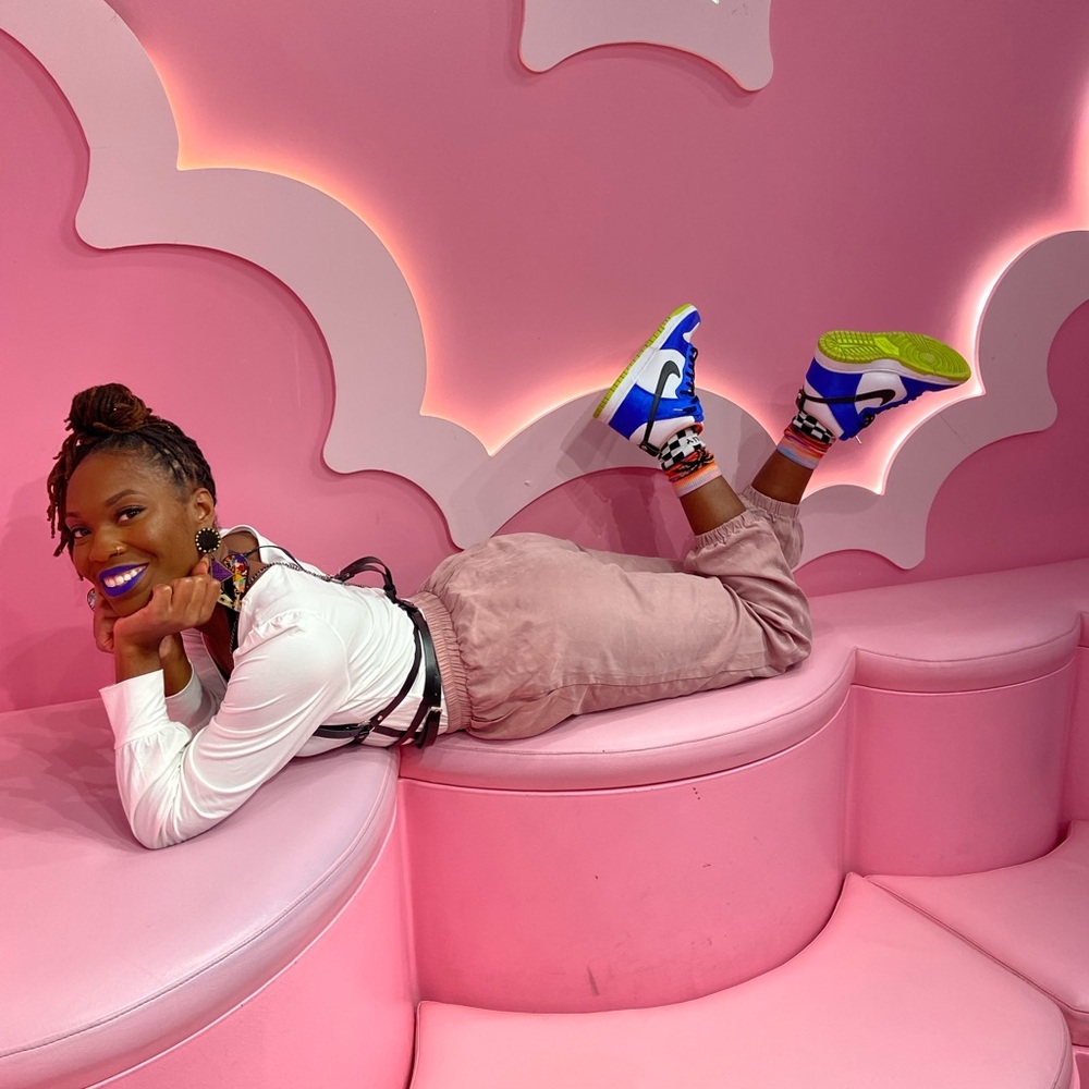 Meet your Posher, Jey